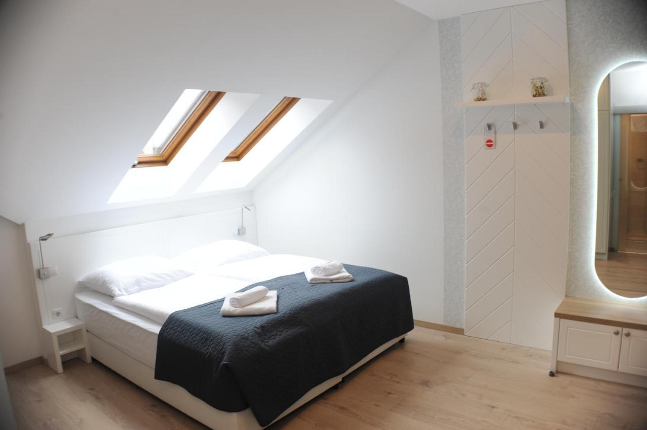 Bed and Breakfast Erhardt Panzio à Sopron Extérieur photo